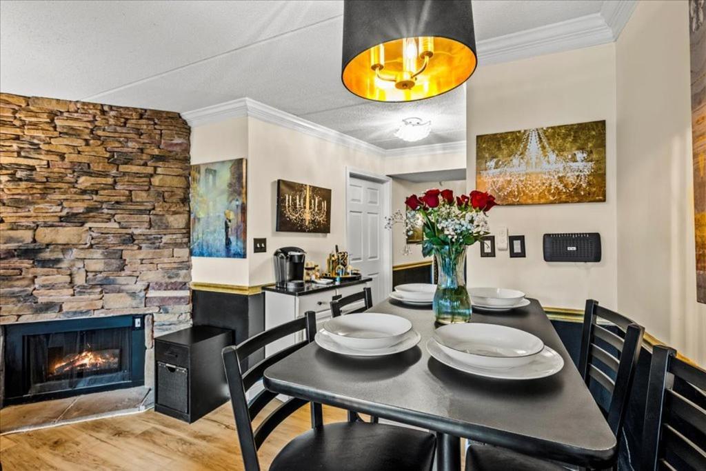 Walk To Anakeesta Romantic 1Br W Fireplace Gatlinburg Bagian luar foto